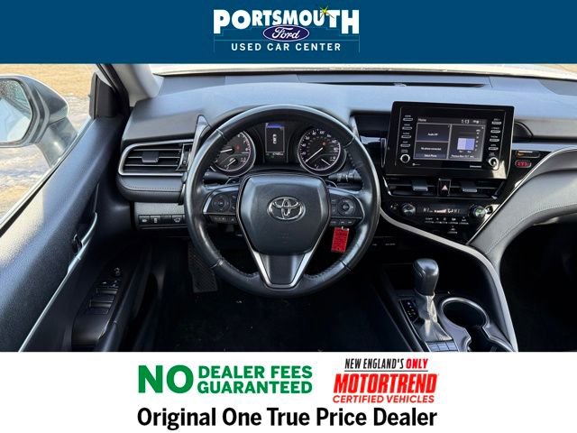 Used 2024 Toyota Camry SE w/ Cold Weather Package image 7
