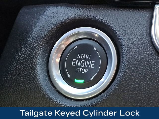 Used 2024 Chevrolet Colorado Trail Boss w/ Technology Package image 30