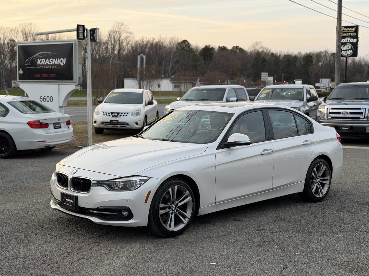 Used 2016 BMW 328i xDrive Sedan AWD/4WD image 1