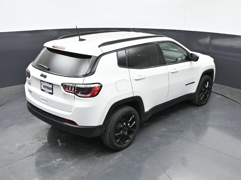 New 2026 Jeep Compass Latitude AWD/4WD image 31