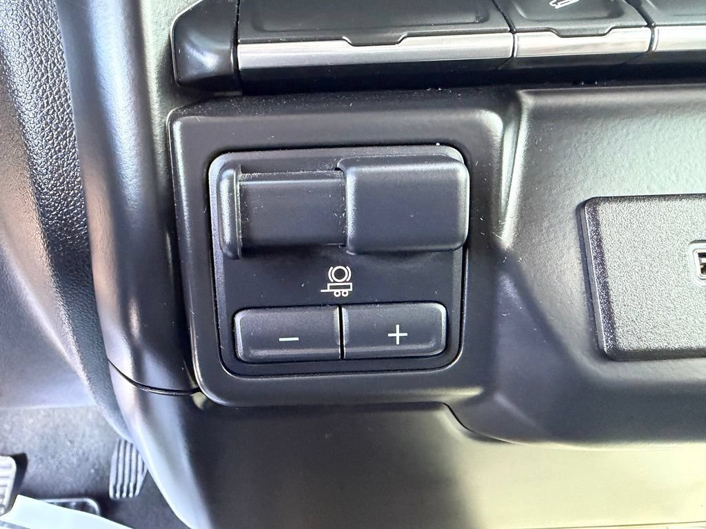 Used 2019 Chevrolet Silverado 1500 Custom Trail Boss AWD/4WD image 8
