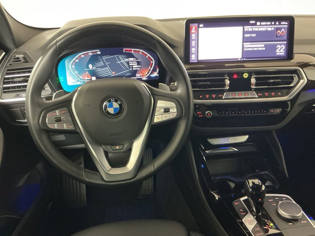 Certified 2022 BMW X4 xDrive30i w/ Premium Package 2 image 9