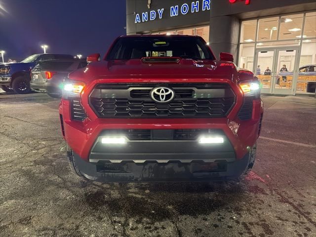 Used 2024 Toyota Tacoma TRD Sport image 11