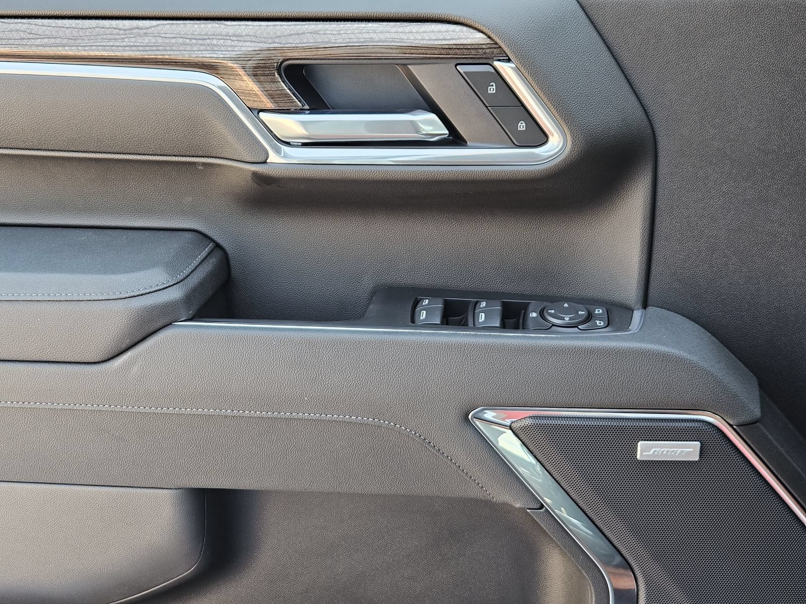 New 2026 Chevrolet Silverado 1500 LT Trail Boss w/ Convenience Package II AWD/4WD image 25