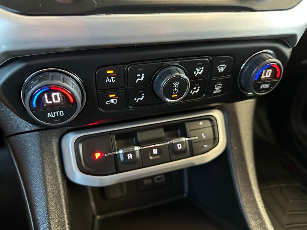 Certified 2023 GMC Acadia SLT w/ Preferred Package image 26