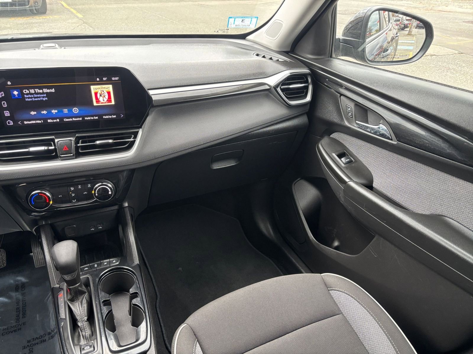 Used 2025 Chevrolet TrailBlazer LT image 31