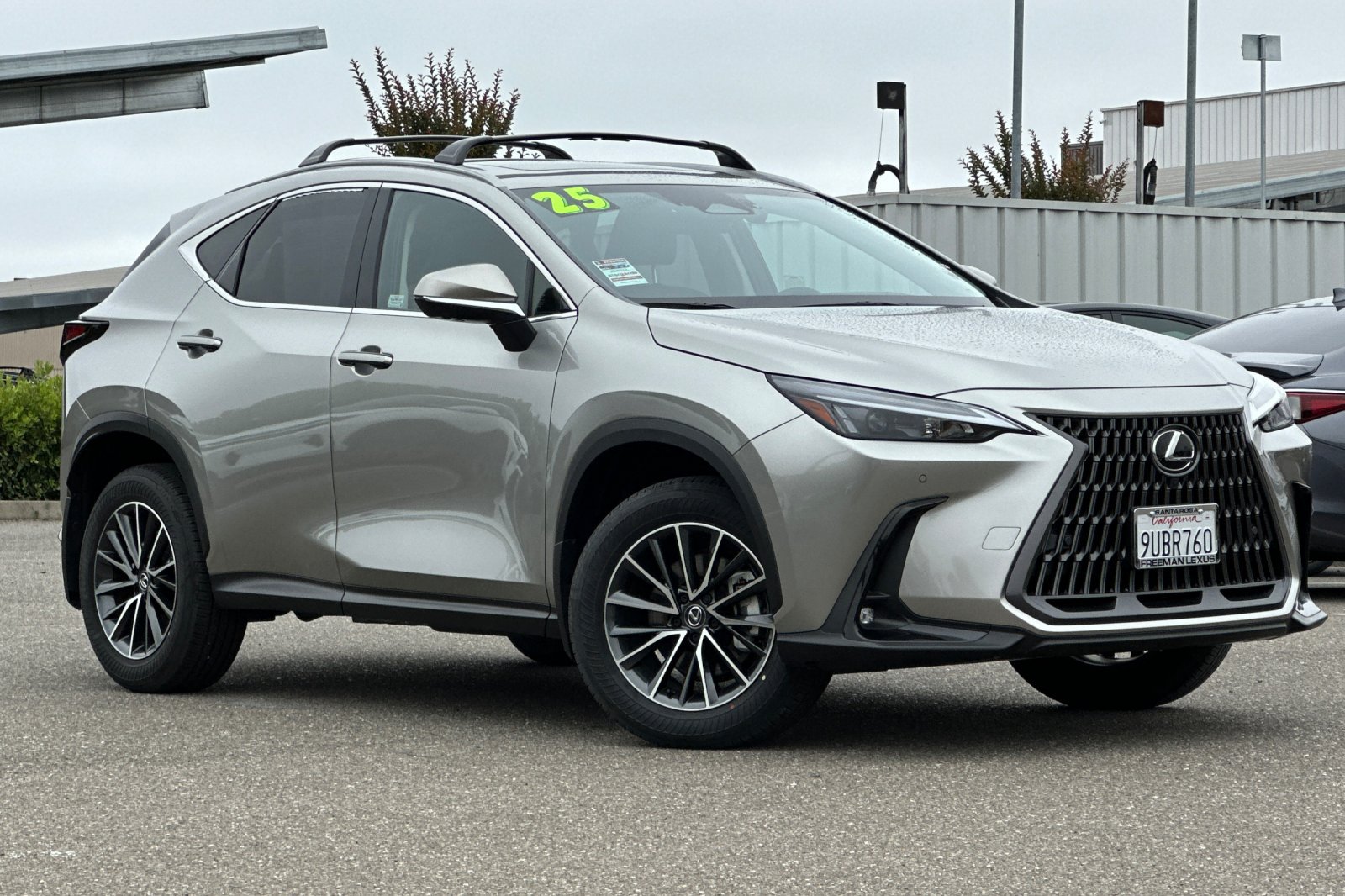 Used 2025 Lexus NX 350h AWD w/ Accessory Package (2T) image 2