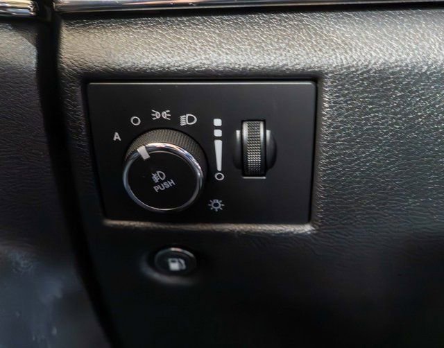 Used 2020 Jeep Grand Cherokee Limited X AWD/4WD image 25