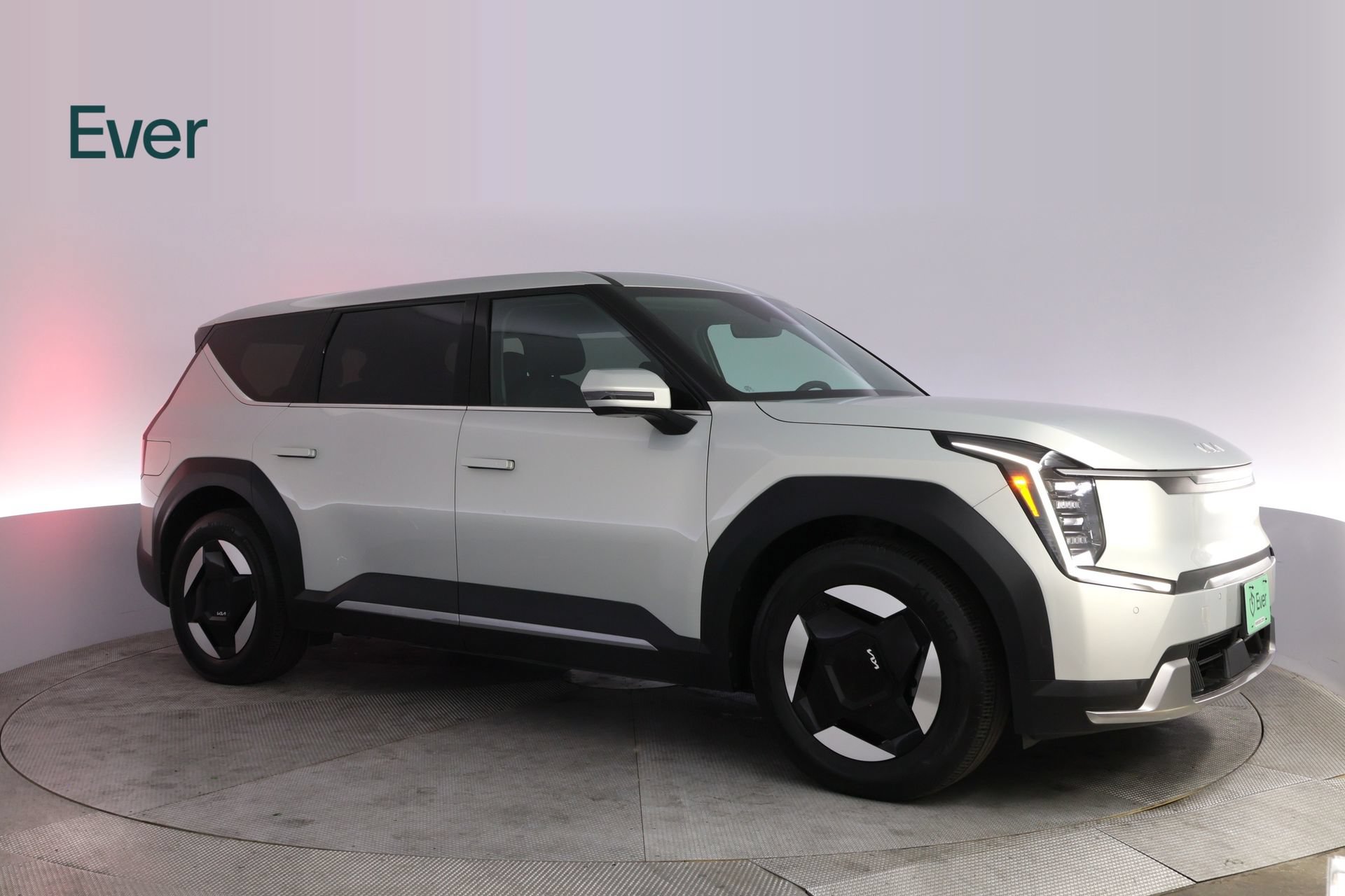 Used 2024 Kia EV9 Light Long Range RWD image 14