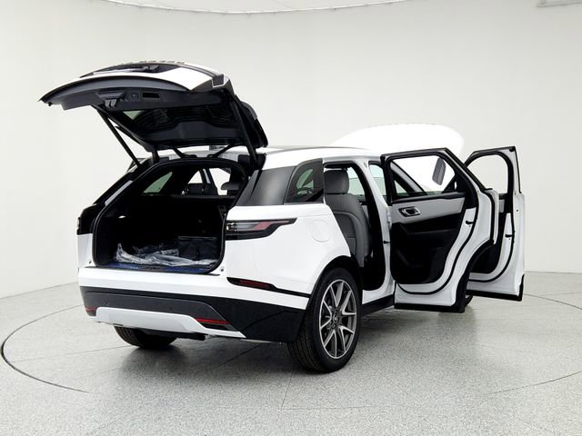 New 2026 Land Rover Range Rover Velar Dynamic SE image 11