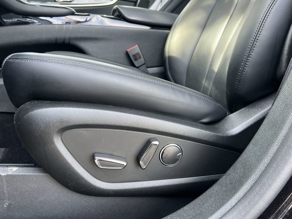 Used 2022 Lincoln Nautilus Reserve image 14