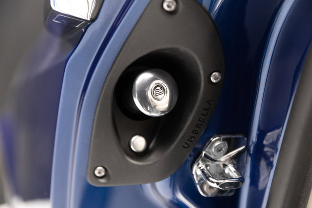 Used 2010 Rolls-Royce Phantom Drophead Coupe image 15