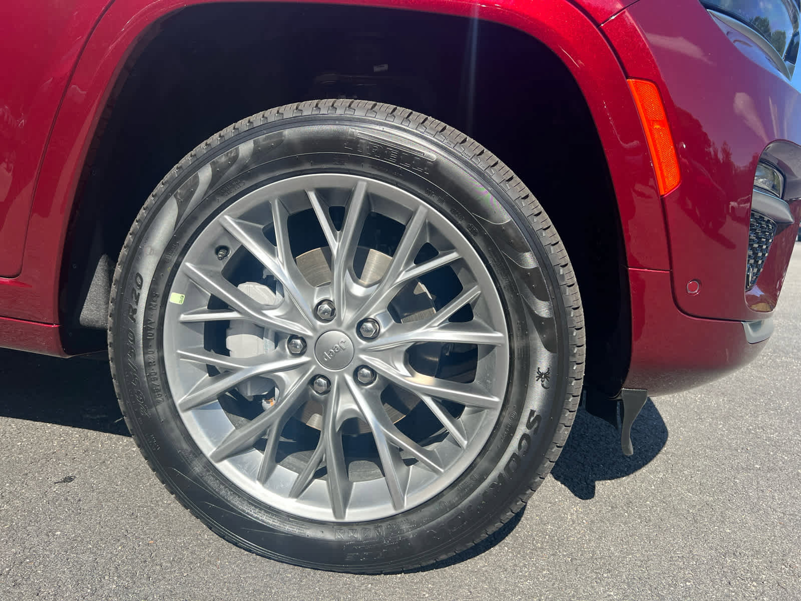 New 2025 Jeep Grand Cherokee Summit image 11