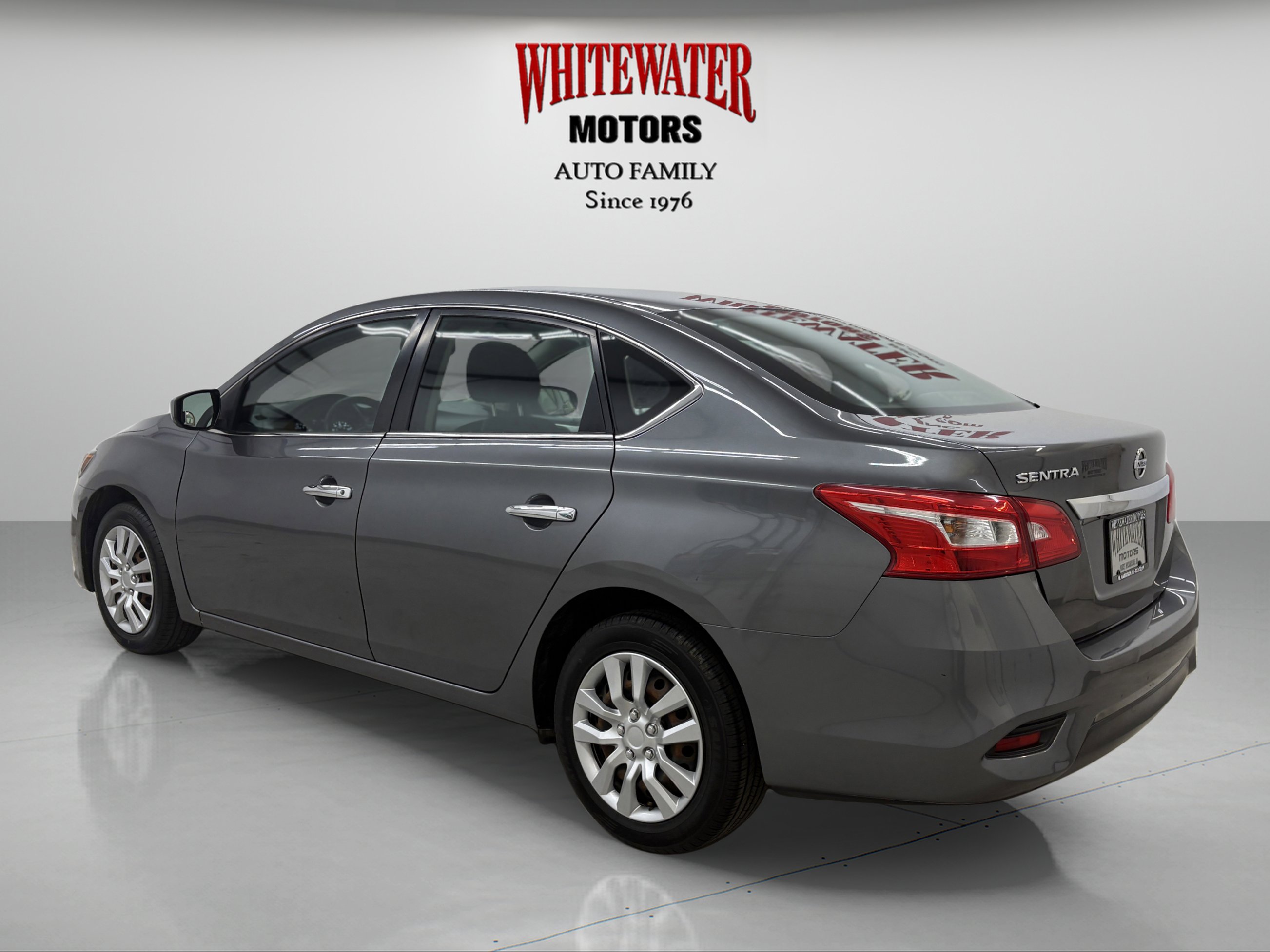 Used 2019 Nissan Sentra S image 2