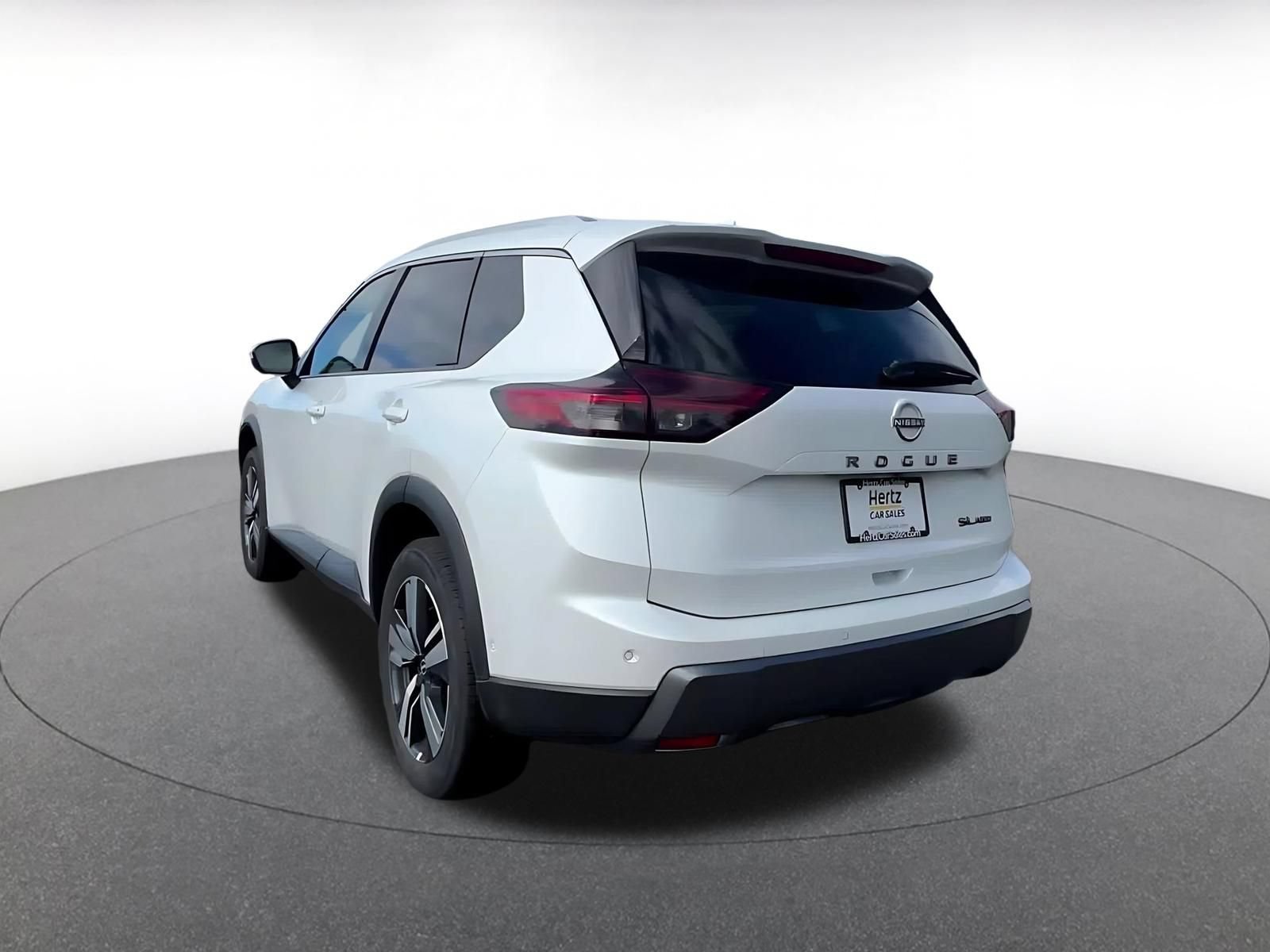 Used 2026 Nissan Rogue SL AWD/4WD image 11