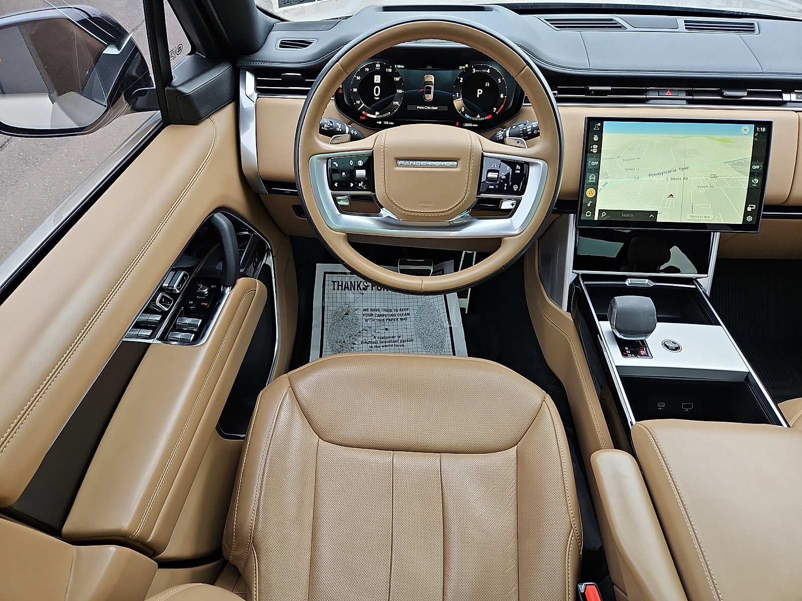 Used 2024 Land Rover Range Rover Long Wheelbase SE image 11