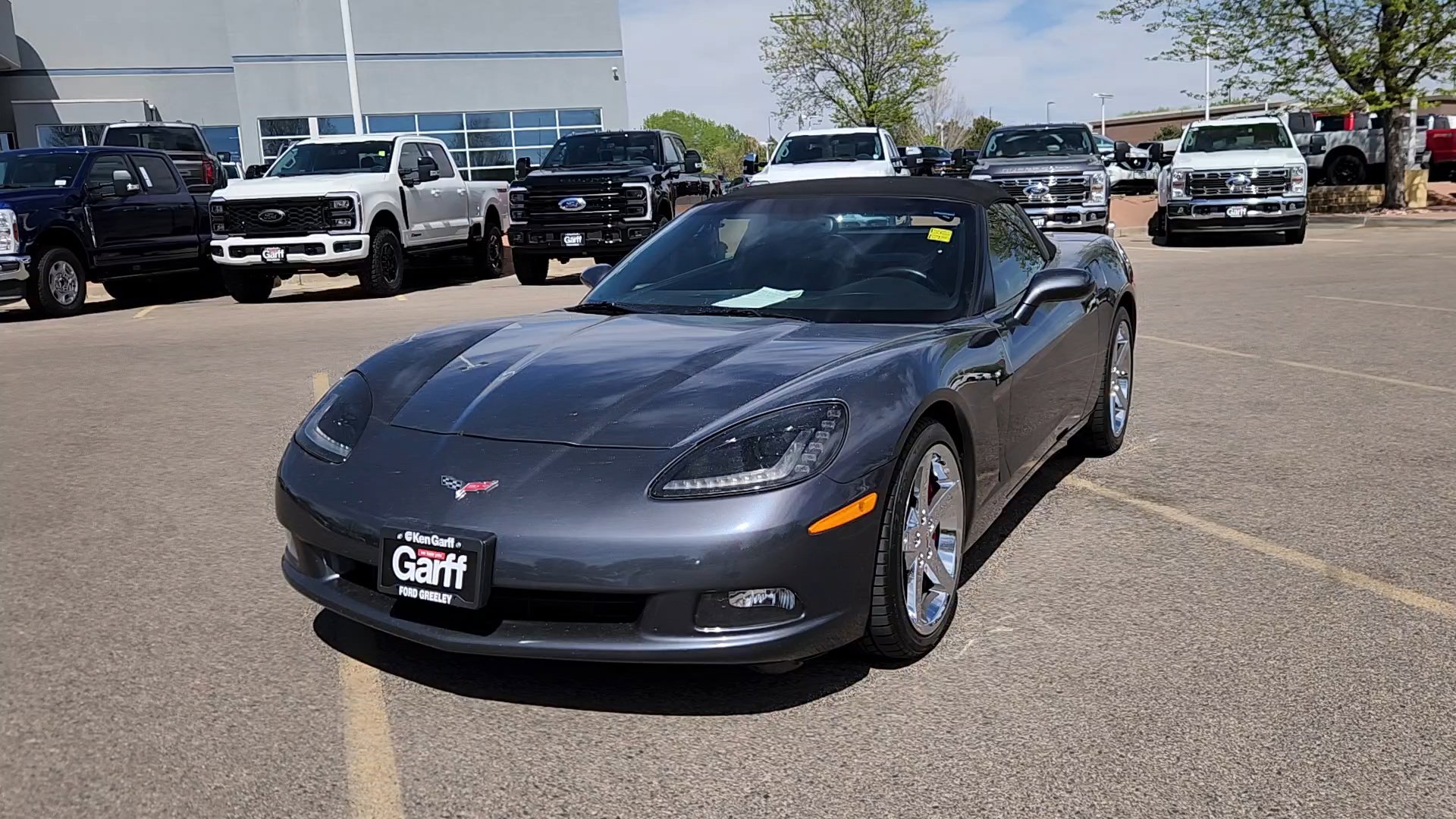 Used 2013 Chevrolet Corvette Convertible RWD image 3