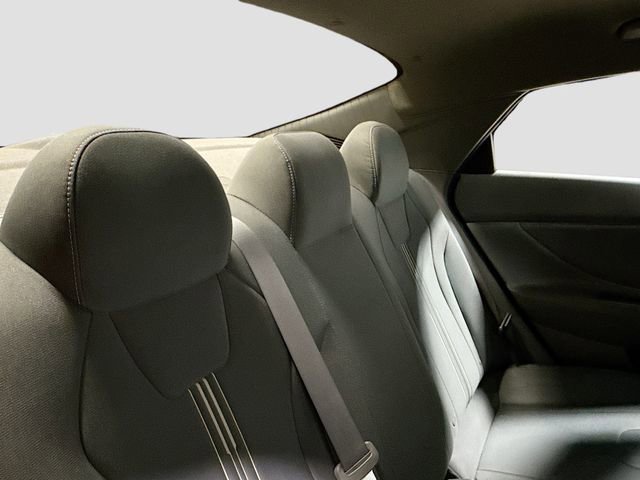 Used 2021 Hyundai Elantra SEL image 26