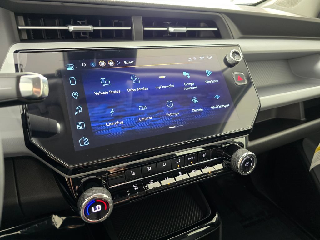 New 2027 Chevrolet Bolt LT w/ Comfort Package FWD image 31