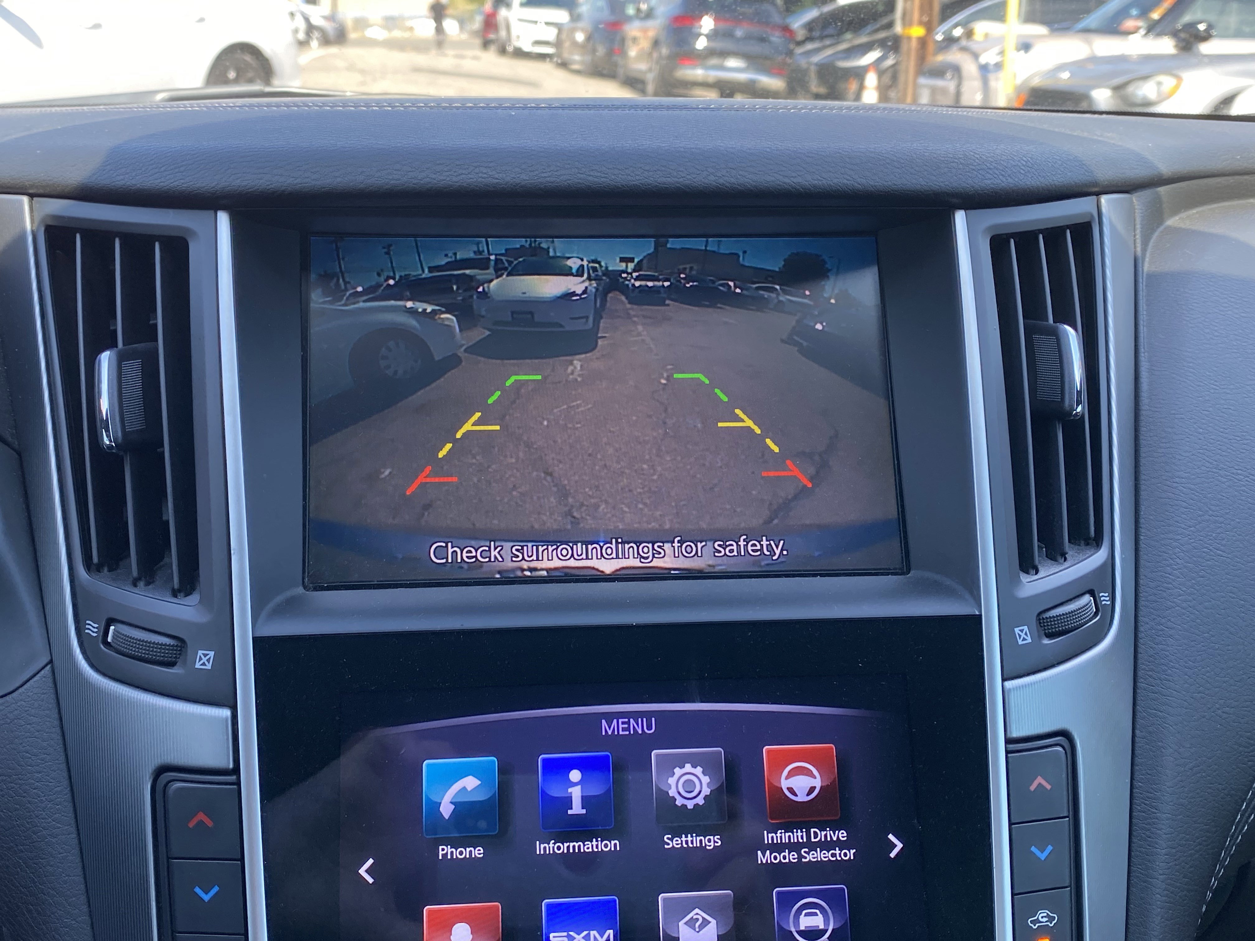 Used 2018 INFINITI Q60 3.0t Luxe RWD image 15