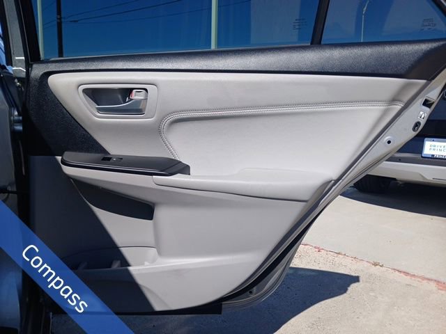 Used 2016 Toyota Camry XLE image 9