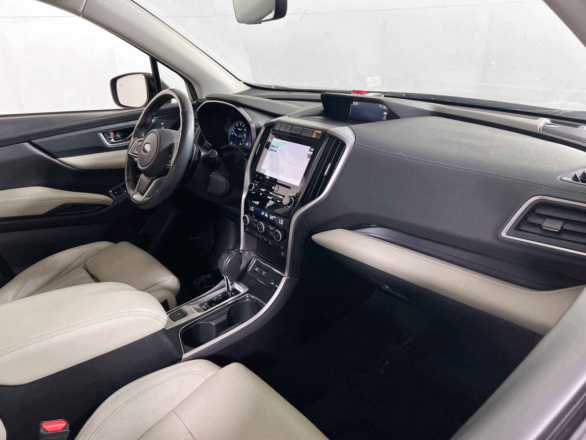 Used 2021 Subaru Ascent Limited w/ Technology Package image 30