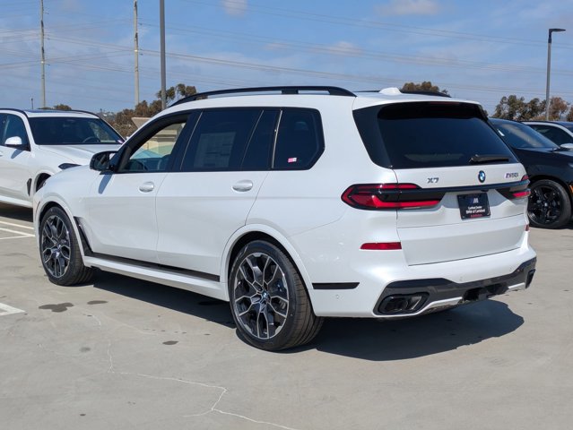 New 2026 BMW X7 M60i image 9