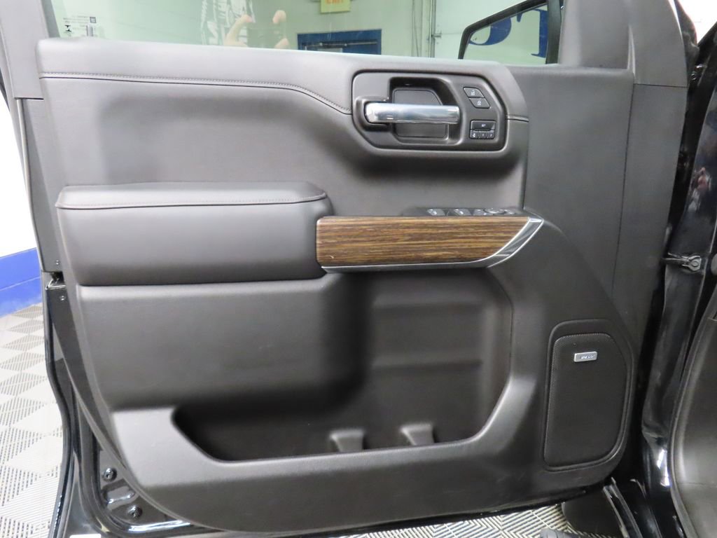 Used 2022 Chevrolet Silverado 1500 High Country w/ Technology Package image 58