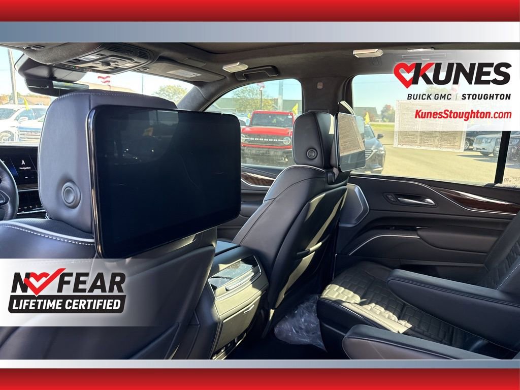 Used 2023 Cadillac Escalade Sport Platinum image 25