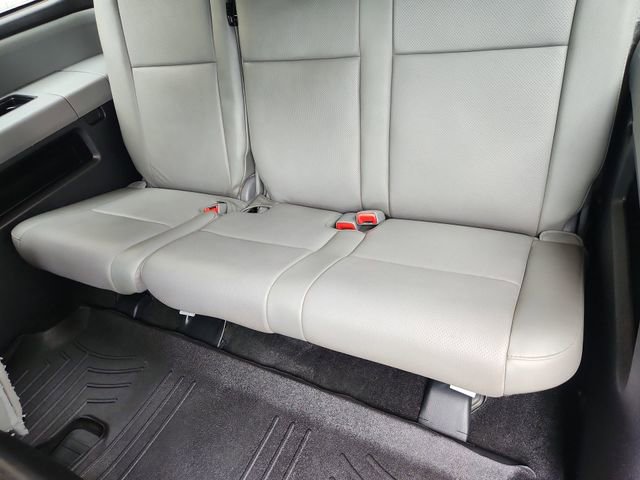 Used 2015 Toyota Sequoia Platinum RWD image 35