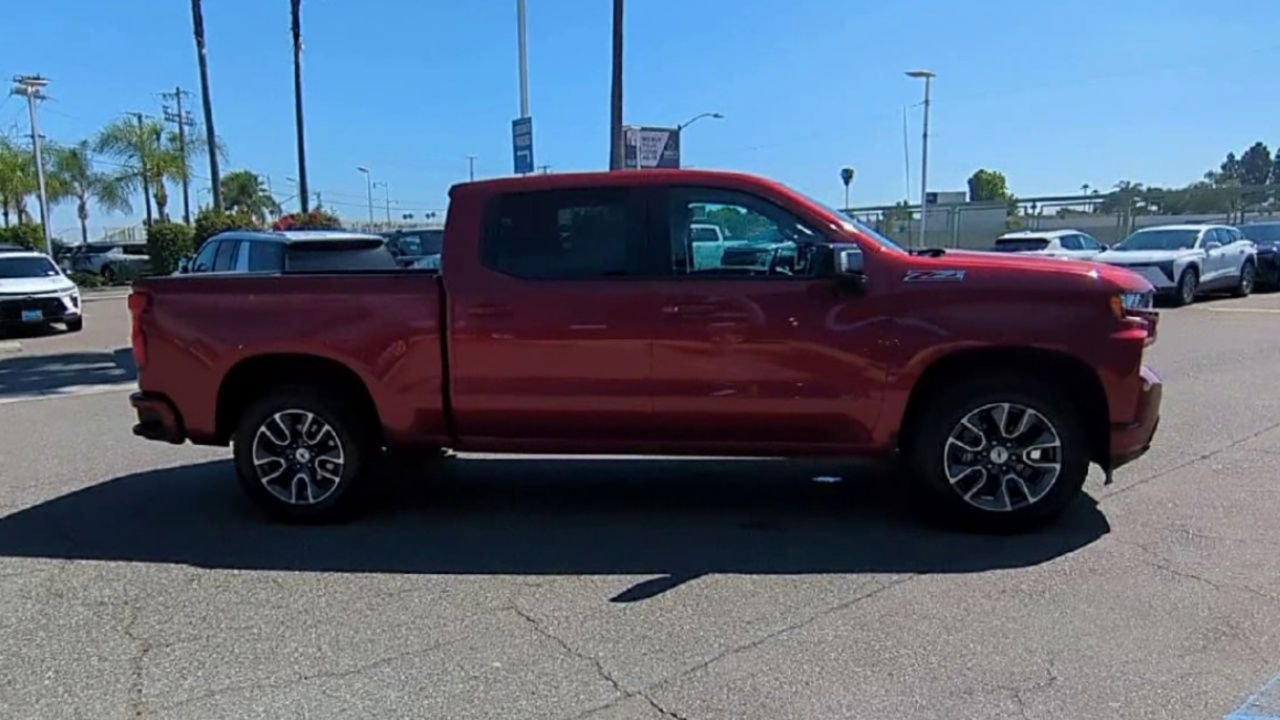 Used 2022 Chevrolet Silverado 1500 RST w/ All Star Edition Plus AWD/4WD image 9