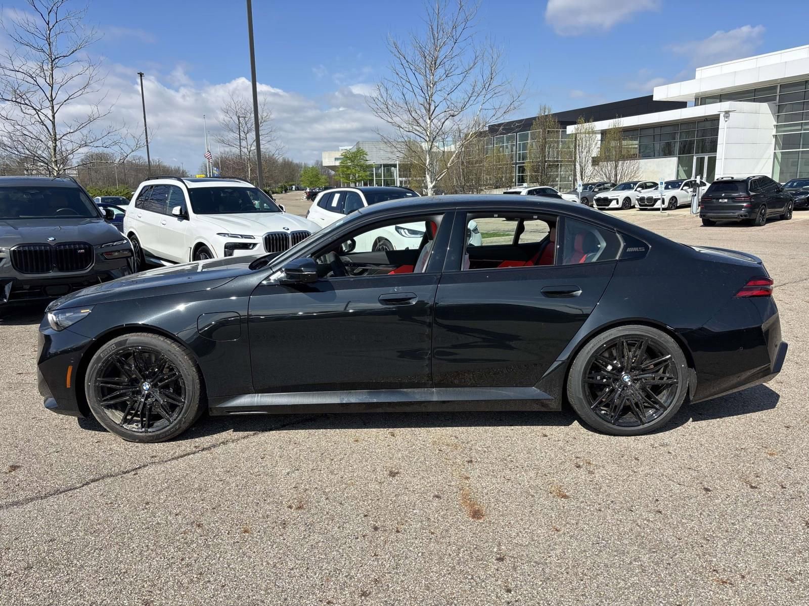 New 2026 BMW M5 w/ Executive Package AWD/4WD image 8