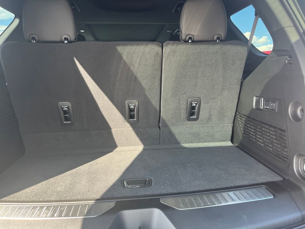 New 2025 Chevrolet Tahoe Premier w/ Sun And Tow Package image 25