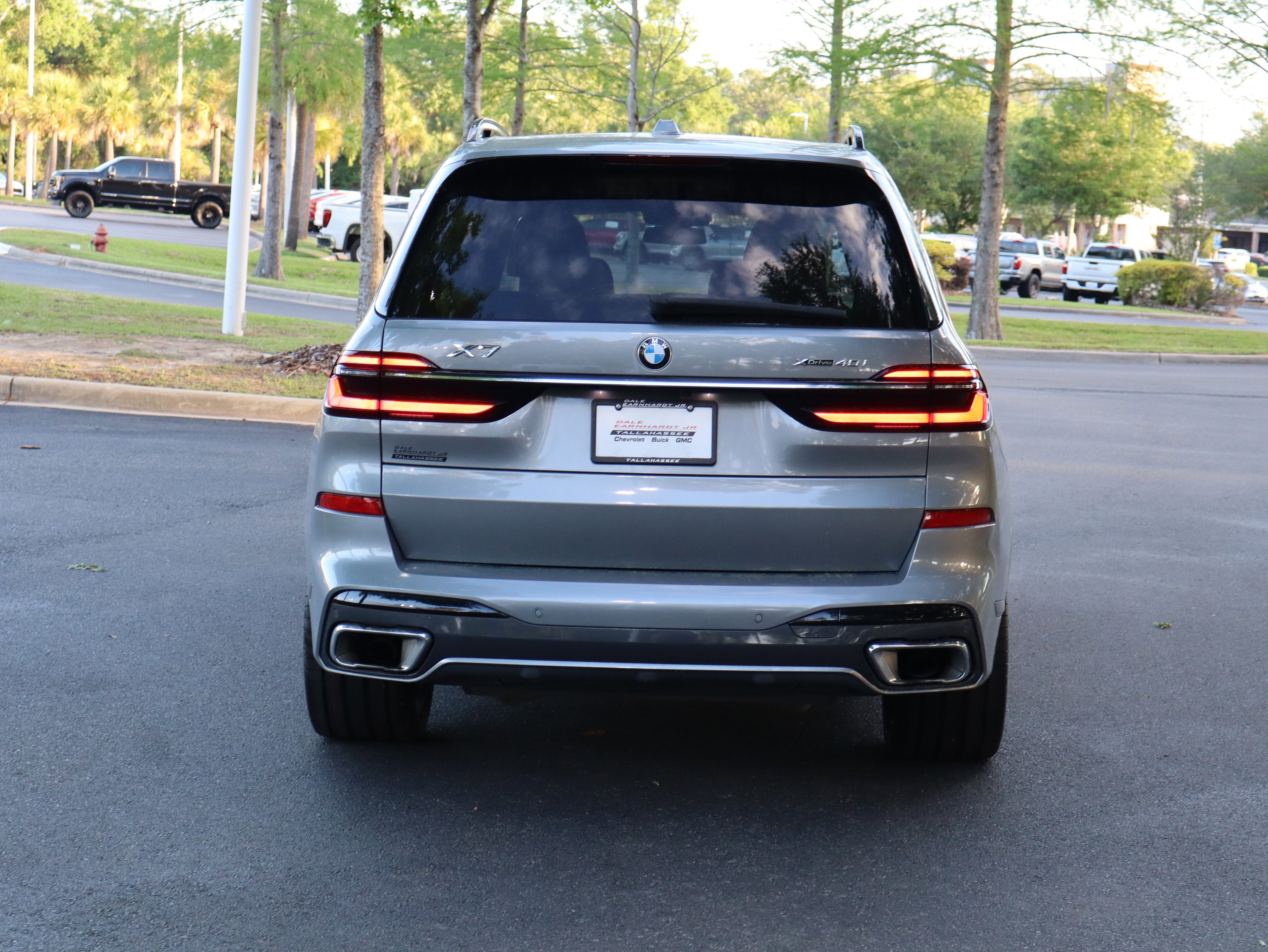Used 2023 BMW X7 xDrive40i w/ Executive Package AWD/4WD image 8