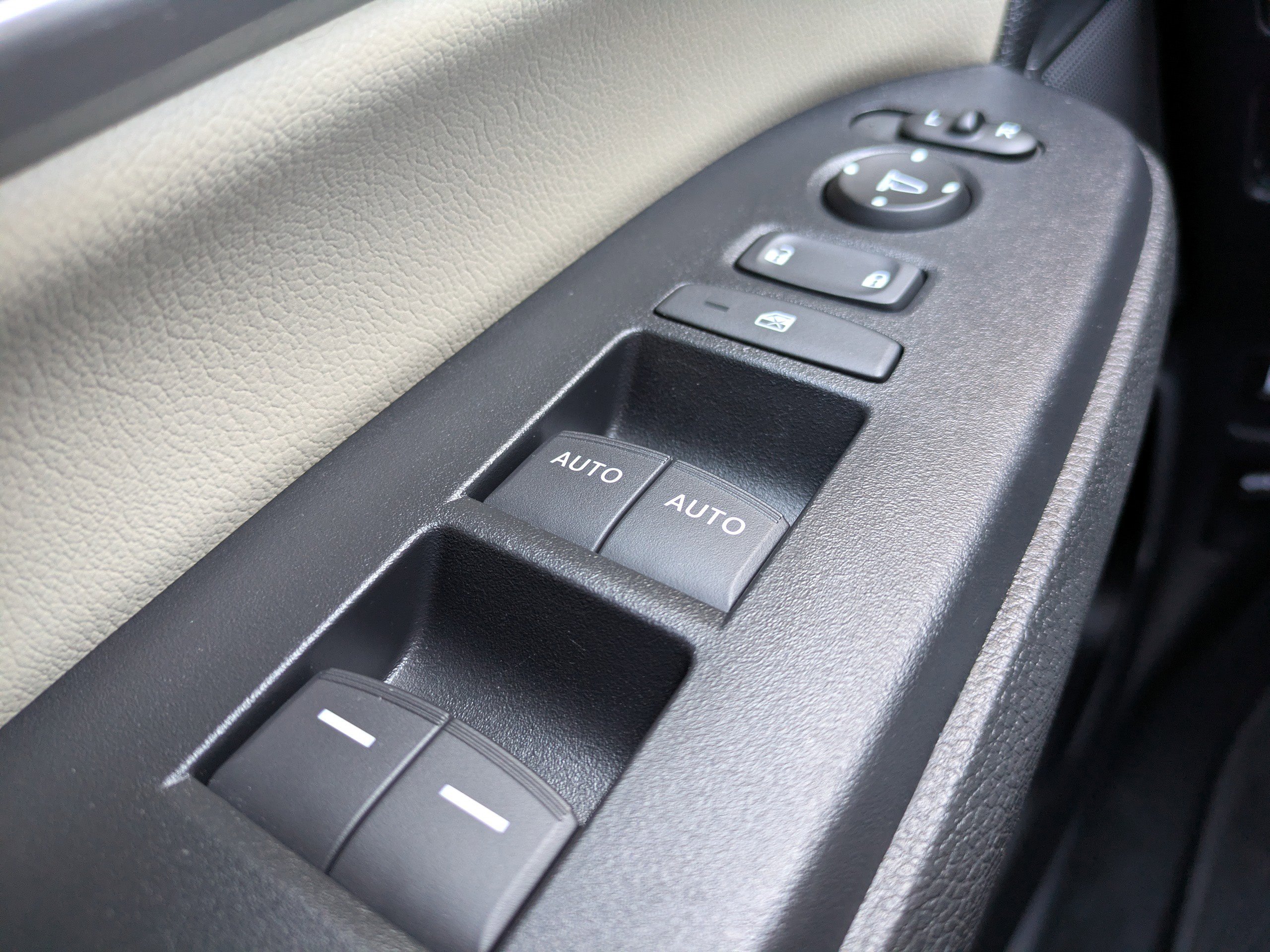 Used 2020 Honda CR-V EX-L image 20