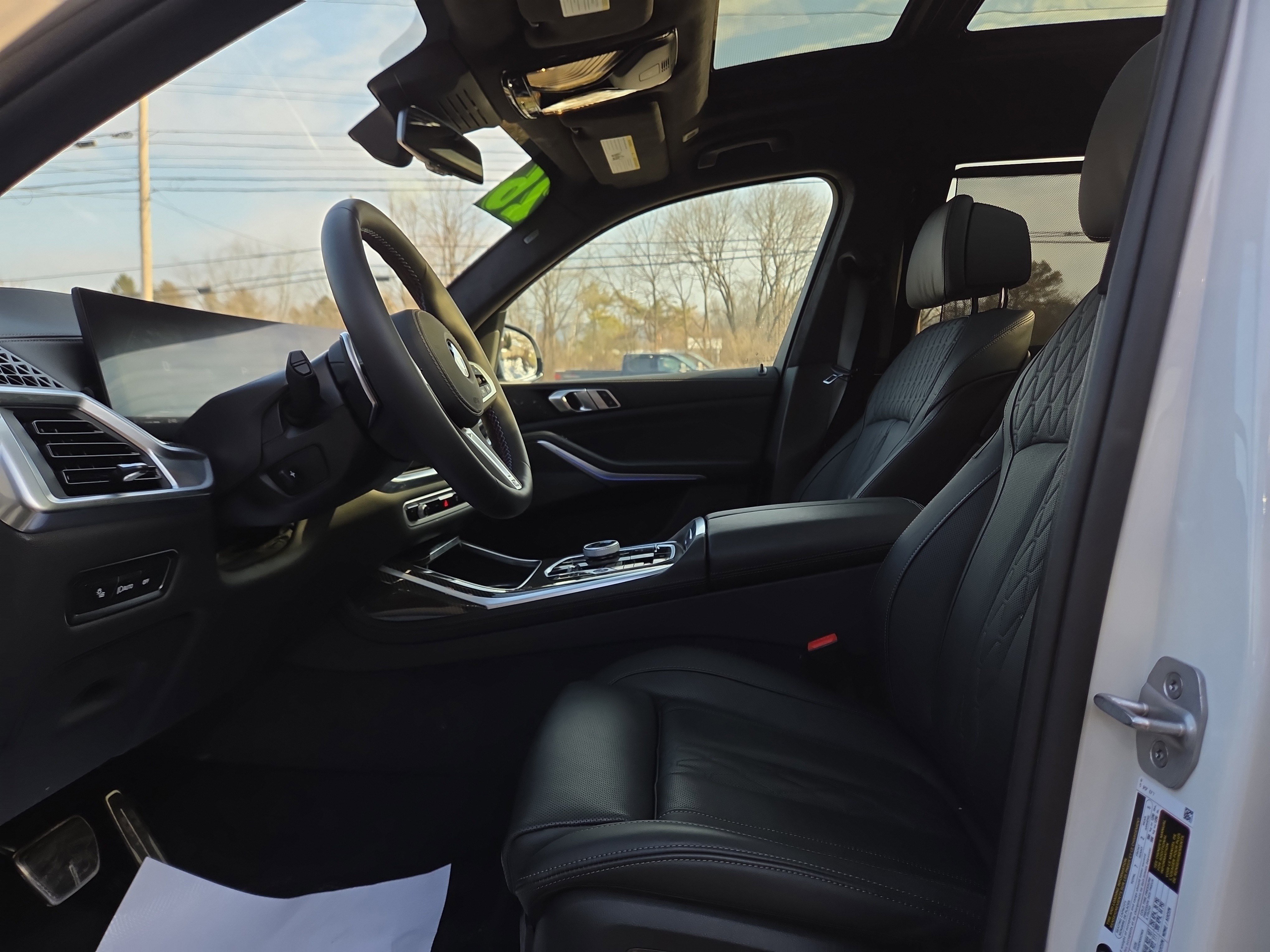 Used 2026 BMW X7 M60i image 12