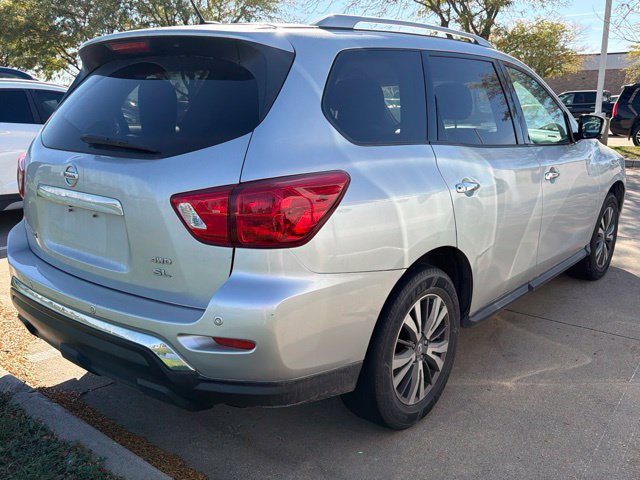 Used 2017 Nissan Pathfinder SL AWD/4WD image 6