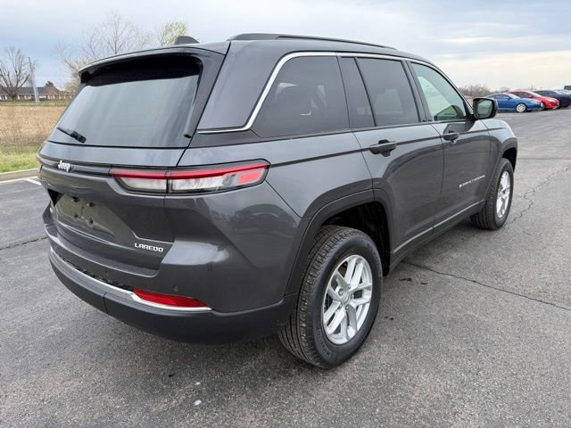 New 2026 Jeep Grand Cherokee Laredo X AWD/4WD image 7