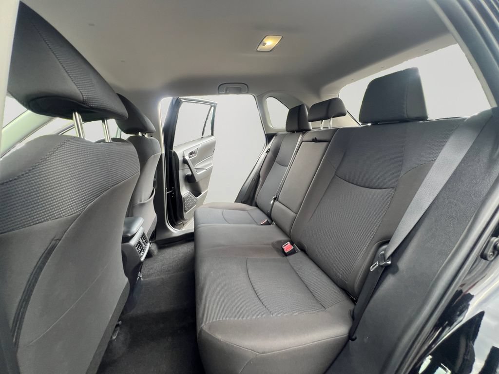 Used 2025 Toyota RAV4 LE AWD/4WD image 24