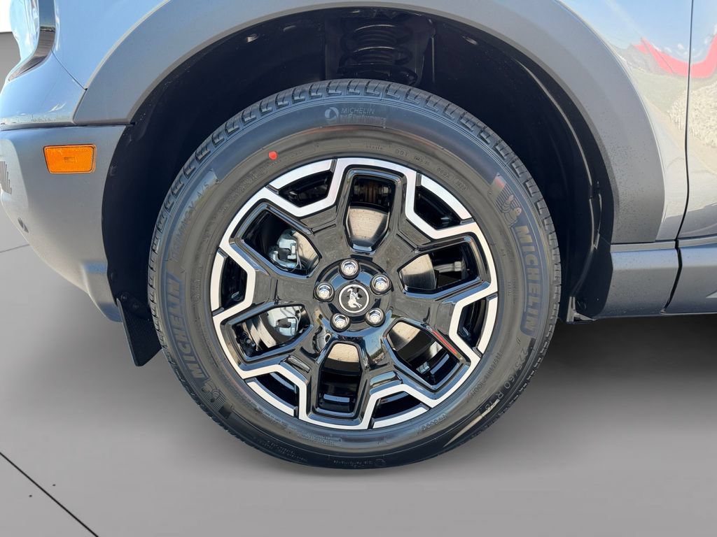 New 2026 Ford Bronco Sport Outer Banks w/ Outer Banks Tech Package+ AWD/4WD image 9