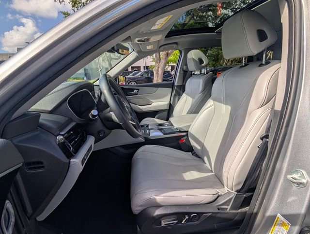 Certified 2024 Acura MDX FWD w/ Technology Package image 8