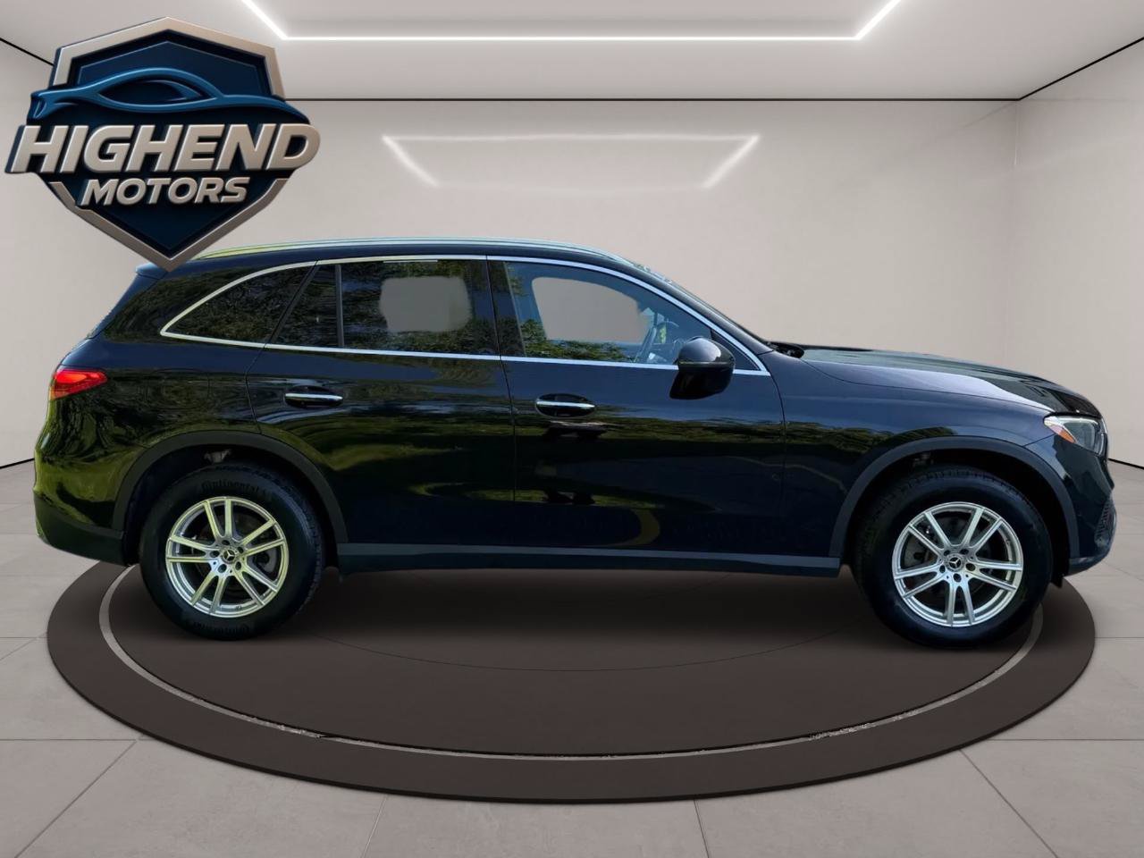 Used 2023 Mercedes-Benz GLC 300 4MATIC image 7
