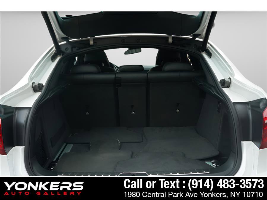 Used 2019 BMW X6 xDrive50i w/ M Sport Package image 54