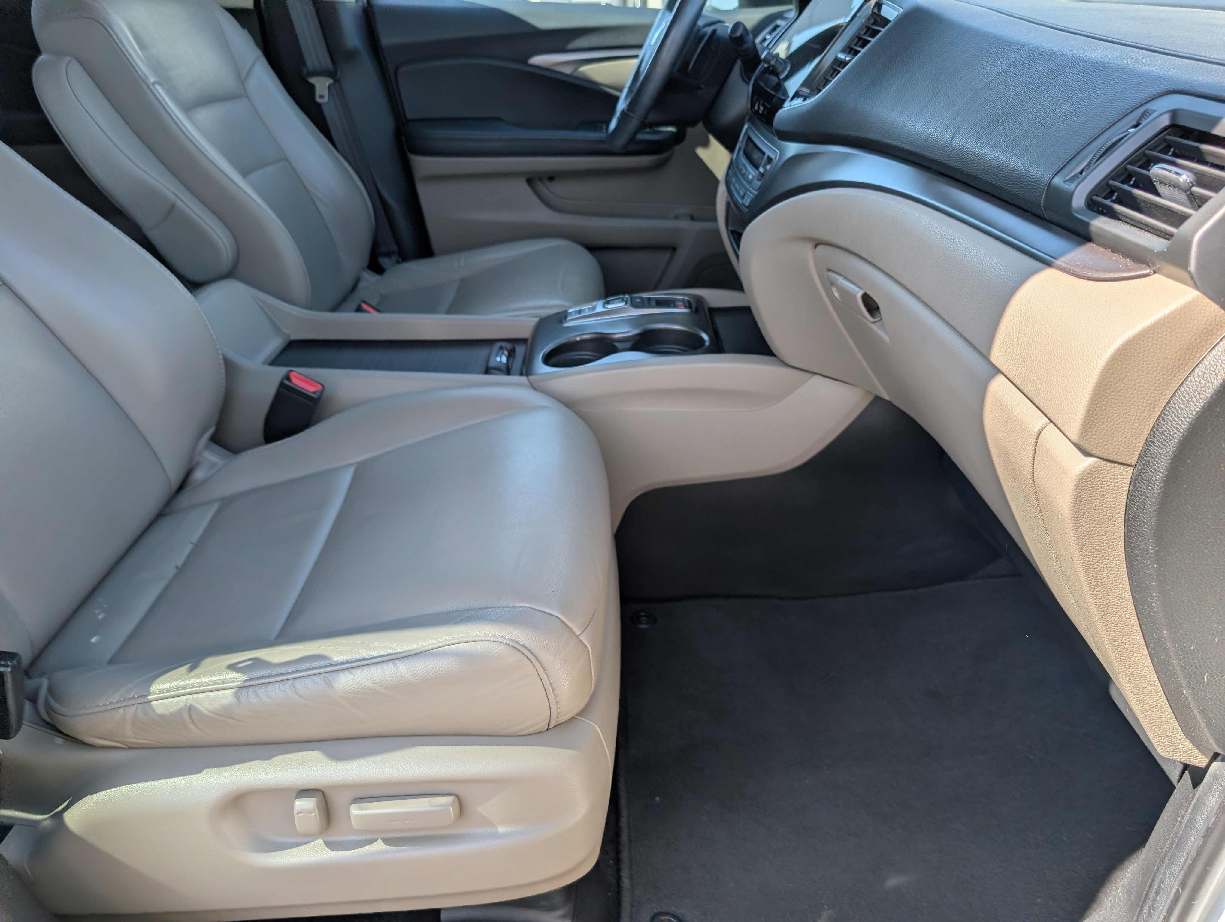 Used 2022 Honda Pilot EX-L image 32