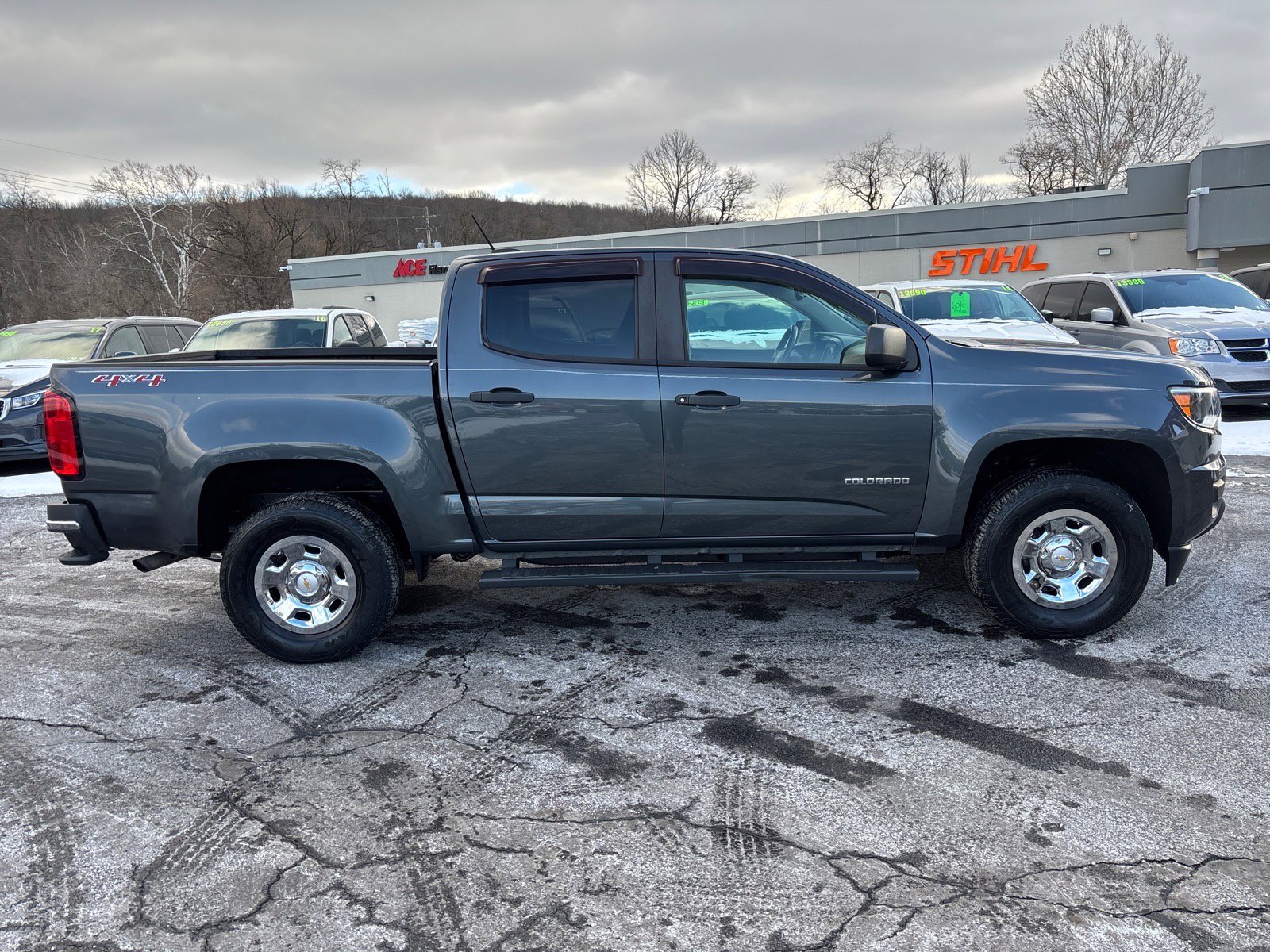 Used 2017 Chevrolet Colorado W/T image 7