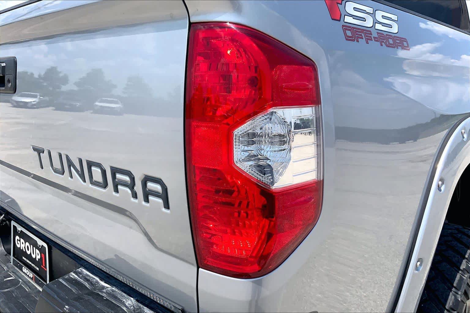 Used 2019 Toyota Tundra SR5 w/ SR5 Upgrade Package AWD/4WD image 30
