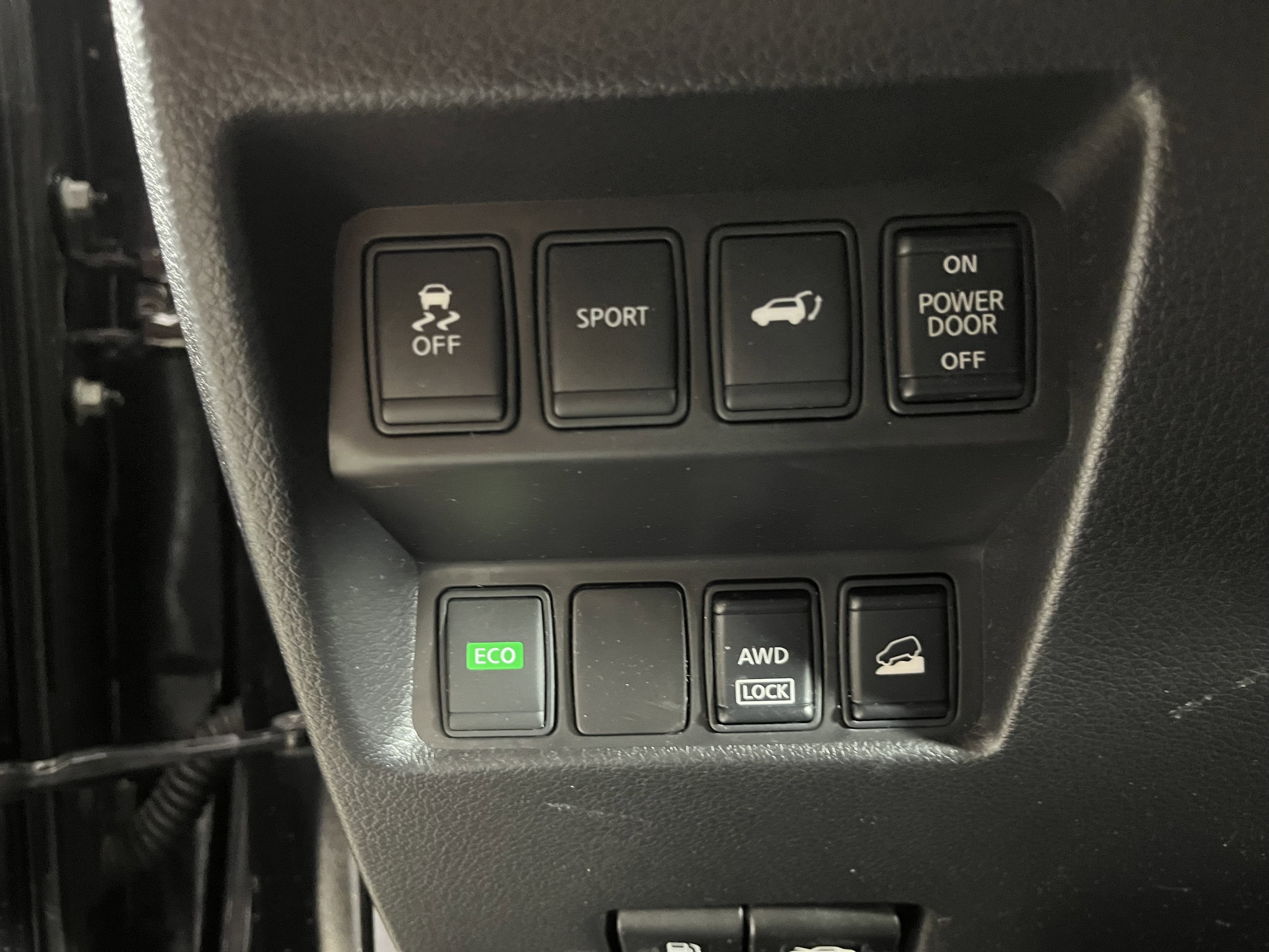 Used 2016 Nissan Rogue SL image 20