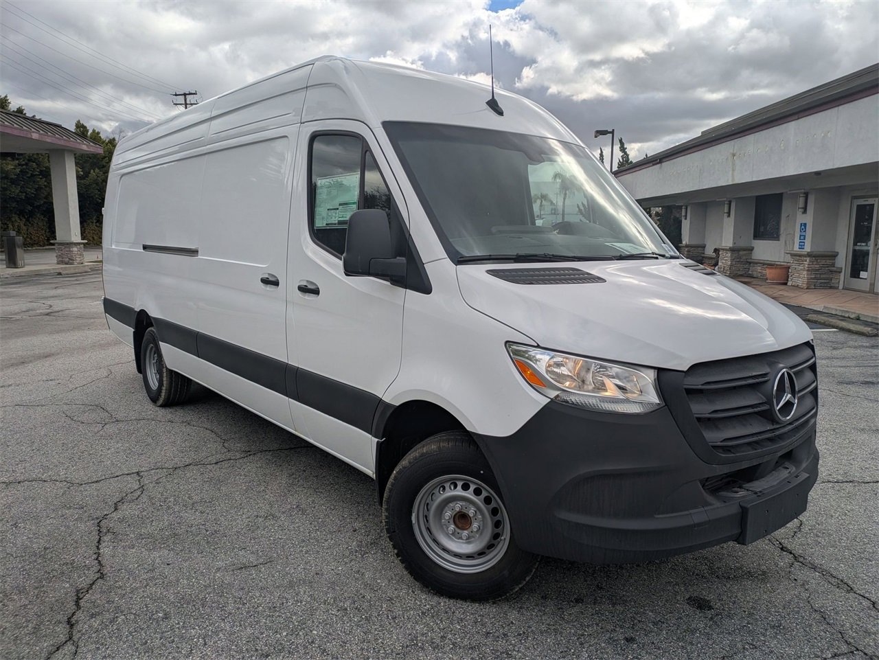 New 2024 Mercedes-Benz Sprinter 3500