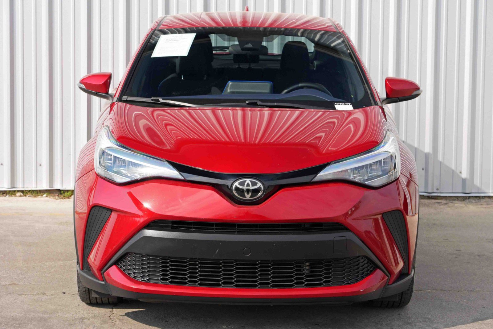 Used 2020 Toyota C-HR XLE image 41