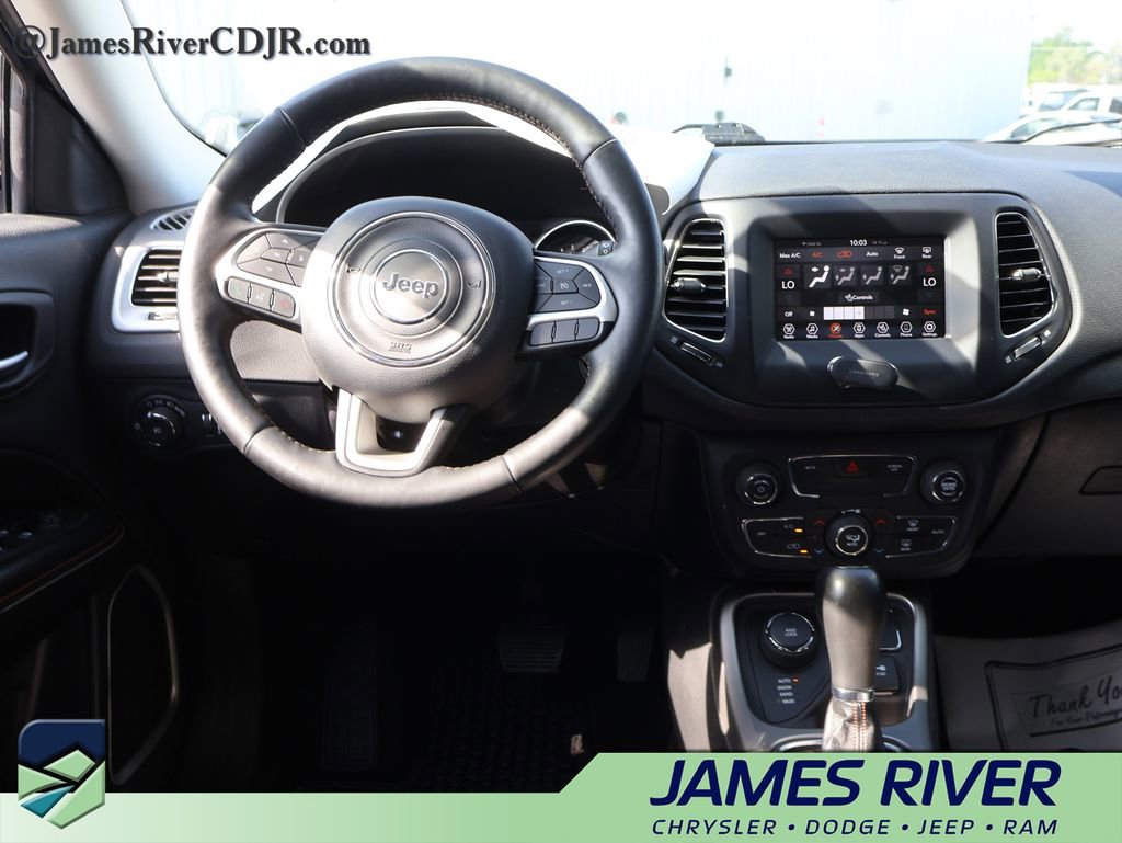 Used 2019 Jeep Compass Latitude w/ Cold Weather Group image 21